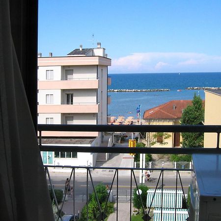 Hotel Olimpia Bellaria-Igea Marina Bagian luar foto