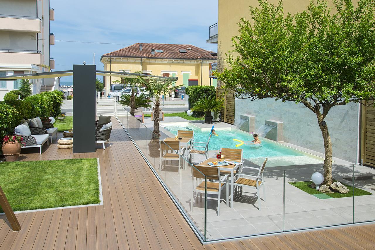 Hotel Olimpia Bellaria-Igea Marina Bagian luar foto