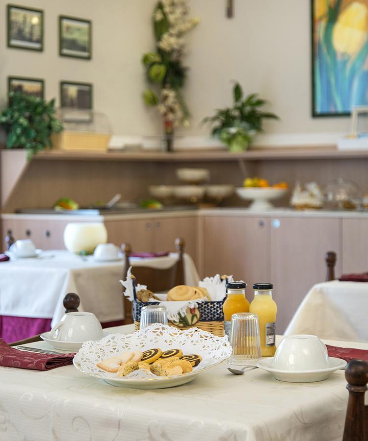 Hotel Olimpia Bellaria-Igea Marina Bagian luar foto